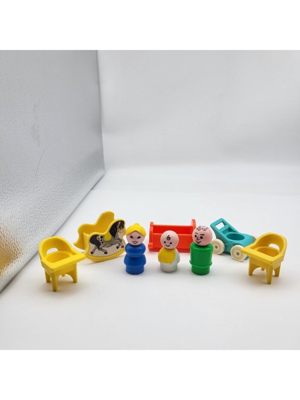 Vintage Little People Lot 70's Figures Family baby furniture